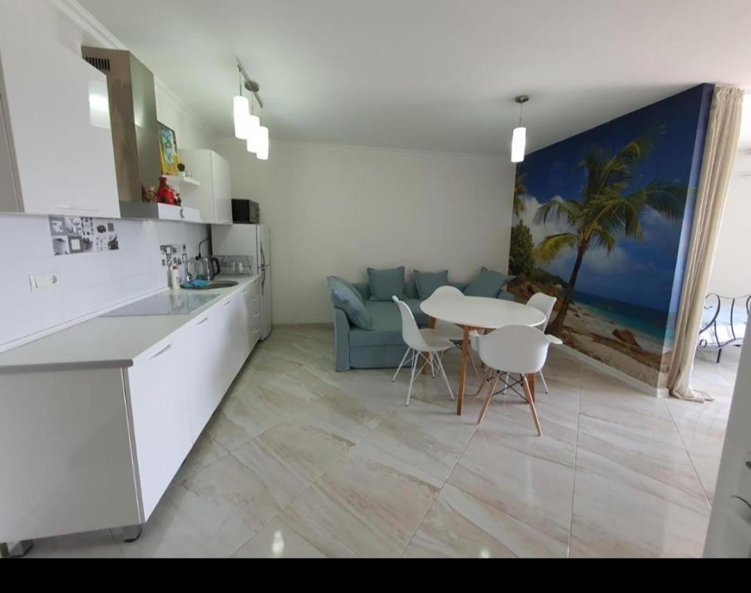 Paradise Apartment Batumi Kültér fotó