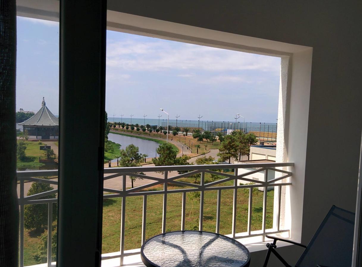 Paradise Apartment Batumi Kültér fotó